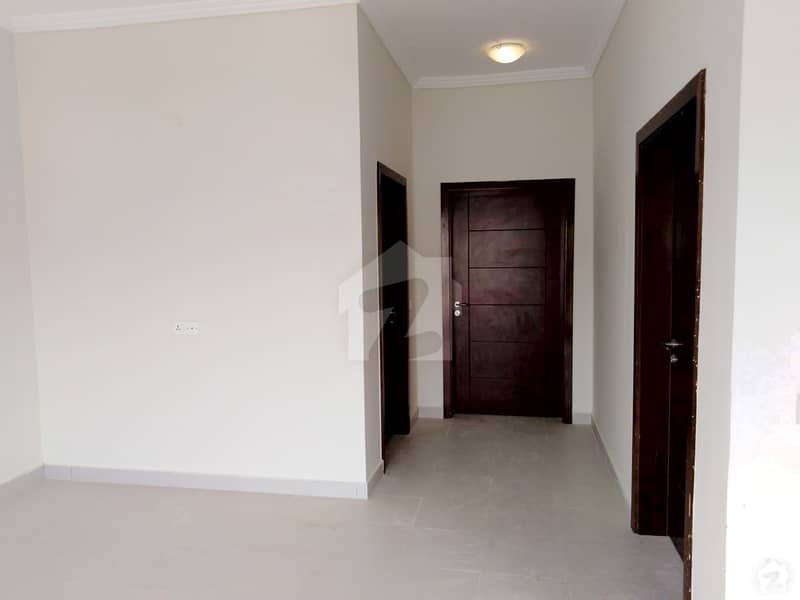 Flat In Bahria Town Karachi Sized 200 Square Yards Is Available