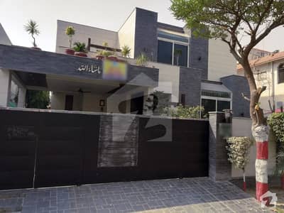 1 Kanal Full Basement Modren Old House For Sale 1 Kanal Full Basement Modren Old House For Sale