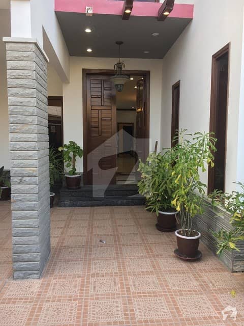 Commercial House Is Available For Rent 2 Kanal