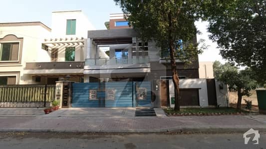 بحریہ ٹاؤن اوورسیز A بحریہ ٹاؤن اوورسیز انکلیو بحریہ ٹاؤن لاہور میں 4 کمروں کا 10 مرلہ مکان 2.6 کروڑ میں برائے فروخت۔ بحریہ ٹاؤن اوورسیز A بحریہ ٹاؤن اوورسیز انکلیو بحریہ ٹاؤن لاہور میں 4 کمروں کا 10 مرلہ مکان 2.6 کروڑ میں برائے فروخت۔