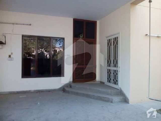 10-Marla, 4-BedRoom's  House For Rent in Askari-9 Z. S. R Lahore Cantt.