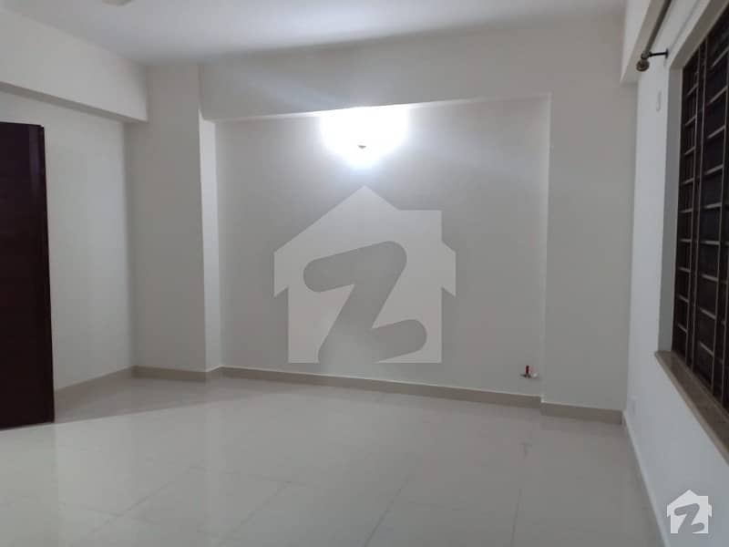 Brand New 10 Marla 3 Bed Flat On 1st Floor For Rent In Askari 11 Lahore