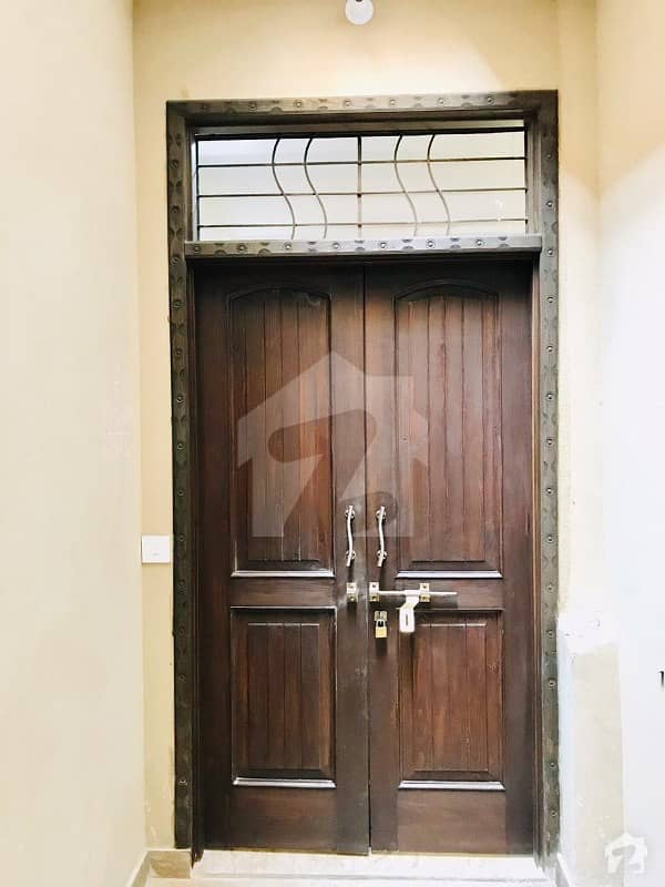 250 Marla Beautiful Flat For Sale Jail Road Lahore 250 Marla Beautiful Flat For Sale Jail Road Lahore