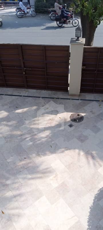 1 Kanal Modal Town G Block House For Sale 1 Kanal Modal Town G Block House For Sale