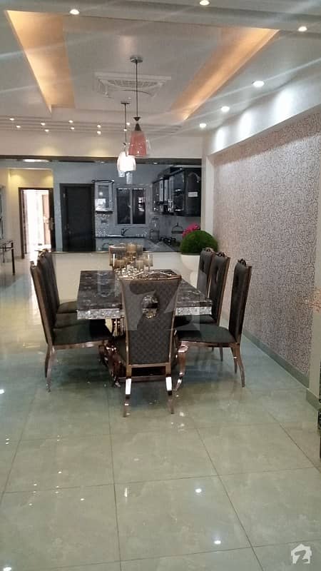 Brand New   Flat   For  Sale  In  Pechs  Tariq Road  Near Jheel Park    Highrise   &  Luxury   Apartment