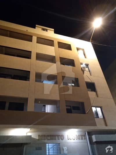 اختر کالونی جمشید ٹاؤن کراچی میں 8 مرلہ عمارت 7 کروڑ میں برائے فروخت۔