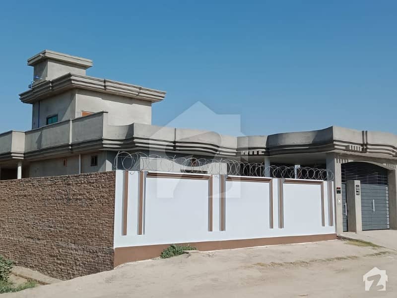 Alipur Uch Sharif Road House For Sale Sized 4500 Square Feet