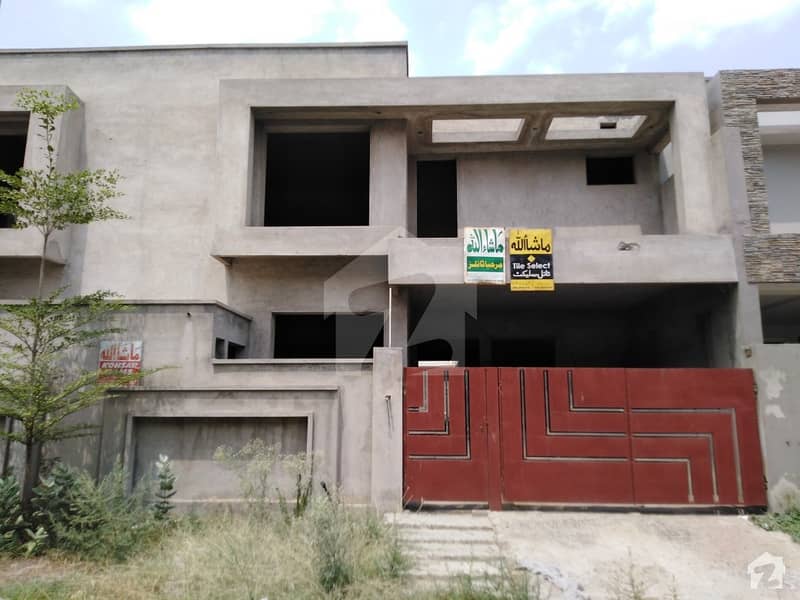 ایڈن آچرڈ فیصل آباد میں 3 کمروں کا 5 مرلہ مکان 1.22 کروڑ میں برائے فروخت۔