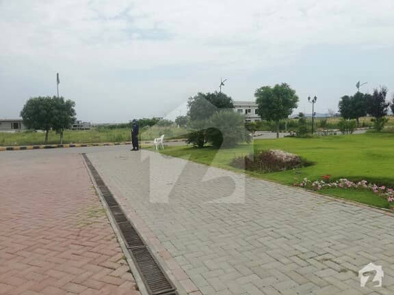 1 Kanal Plot At A Prime Location For Sale