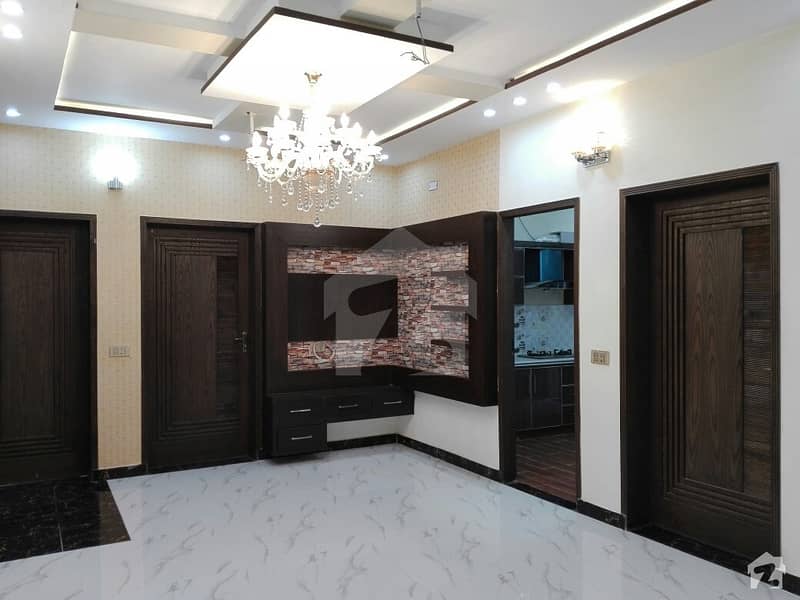 Wapda Town House Sized 10 Marla For Rent