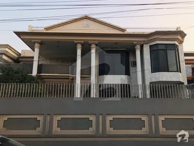 حیات آباد فیز 2 حیات آباد پشاور میں 12 کمروں کا 1 کنال مکان 4.5 کروڑ میں برائے فروخت۔ حیات آباد فیز 2 حیات آباد پشاور میں 12 کمروں کا 1 کنال مکان 4.5 کروڑ میں برائے فروخت۔