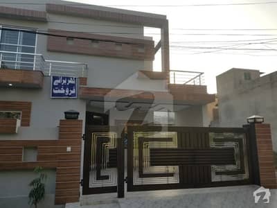 پنجاب کوآپریٹو ہاؤسنگ سوسائٹی لاہور میں 4 کمروں کا 10 مرلہ مکان 2.7 کروڑ میں برائے فروخت۔ پنجاب کوآپریٹو ہاؤسنگ سوسائٹی لاہور میں 4 کمروں کا 10 مرلہ مکان 2.7 کروڑ میں برائے فروخت۔