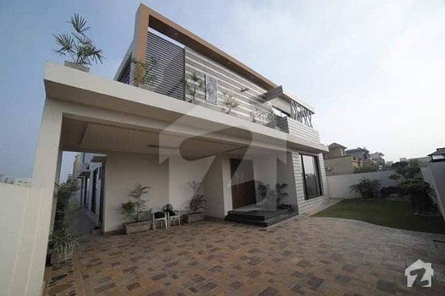 1 kanal House For Rent in Phase 6