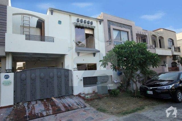 1 kanal House For Rent in Phase 6