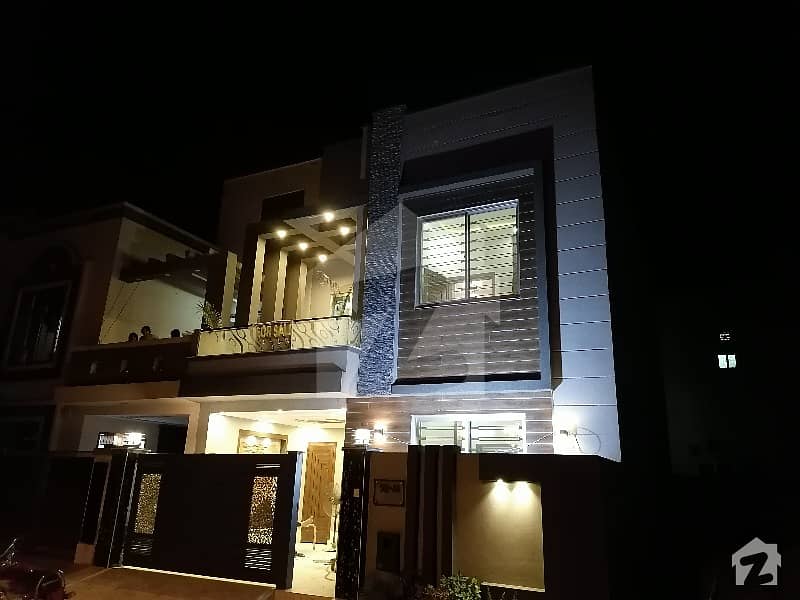 Brand New 5 Marla Luxury House For Sale In Bahria Town Lahore