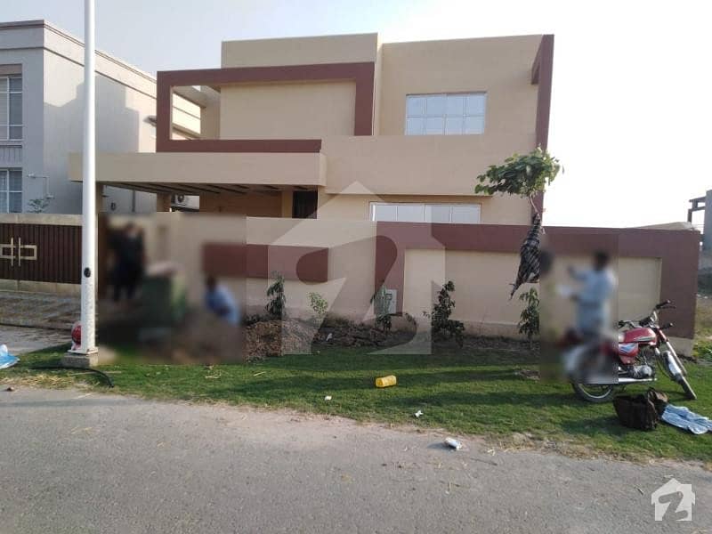 1 Kanal Full House Is Available For Rent In DHA Phase 7 Block Q