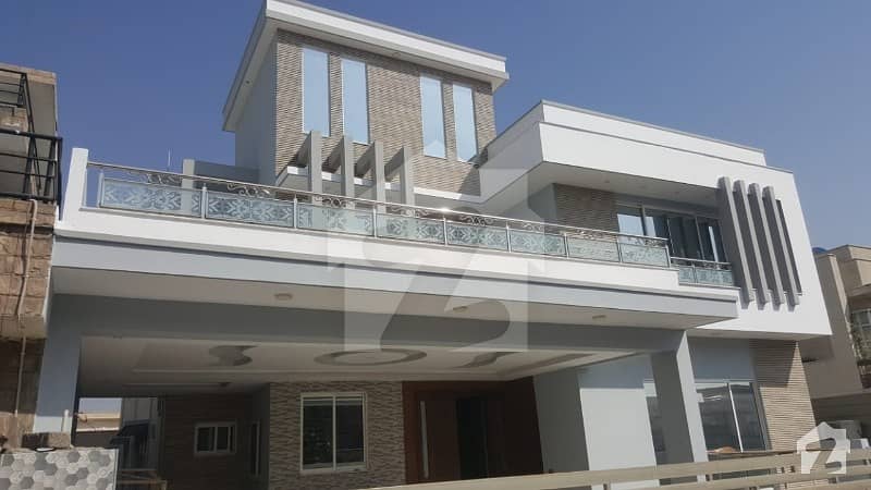 4500  Square Feet House Is Available In Dha Defence