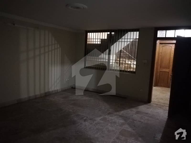 Duplex Ground Portion Available For Rent In F8 Islamabad