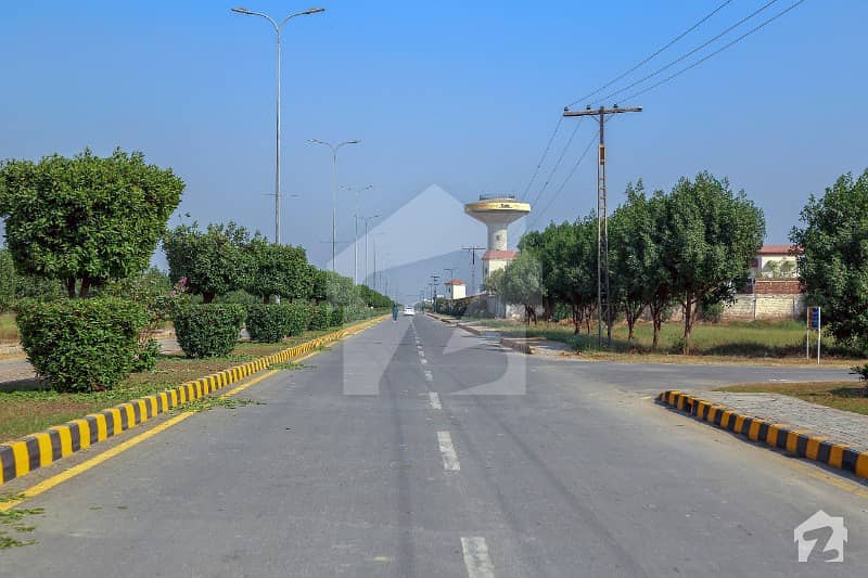 لاہور موٹر وے سٹی ۔ بلاک ایس ہومز لاھور موٹروے سٹی لاہور میں 5 مرلہ رہائشی پلاٹ 19.5 لاکھ میں برائے فروخت۔