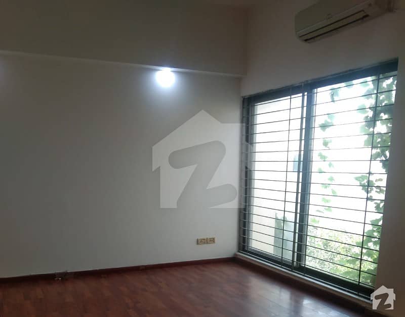 1 Kanal Upper Portion 1 Room For Rent In Dha Phase 3 Block X
