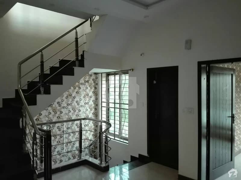 14 Marla Lower Portion For Rent In Beautiful Gulberg