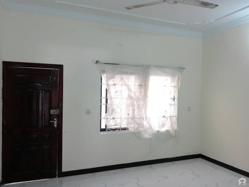 گلریز ہاؤسنگ سکیم راولپنڈی میں 3 کمروں کا 10 مرلہ زیریں پورشن 30 ہزار میں کرایہ پر دستیاب ہے۔