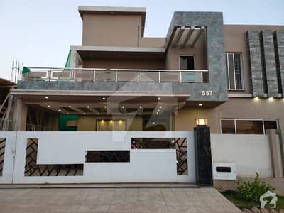 Luxury 1 Kanal House Is Available For Sale Luxury 1 Kanal House Is Available For Sale