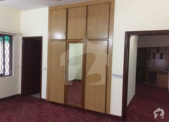 Allama Iqbal Town Ravi Block 10 Marla House For Sale