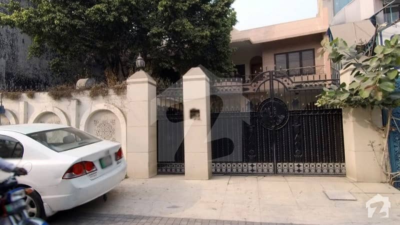 Commercial Building Is Available For Sale Commercial Building Is Available For Sale