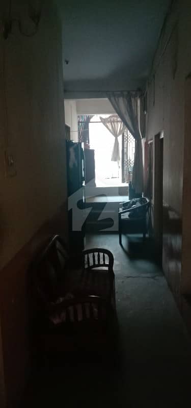 سمن آباد کالونی ملتان میں 4 کمروں کا 10 مرلہ مکان 85 لاکھ میں برائے فروخت۔