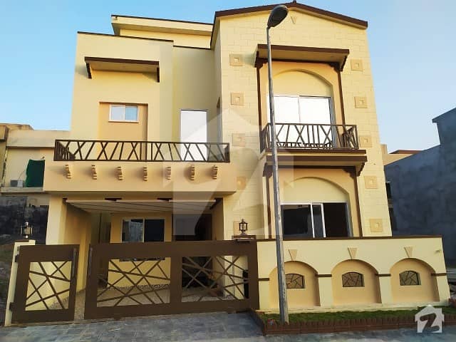 7 Marla Brand New Park Face House For Sale In Abu Bakar Block
