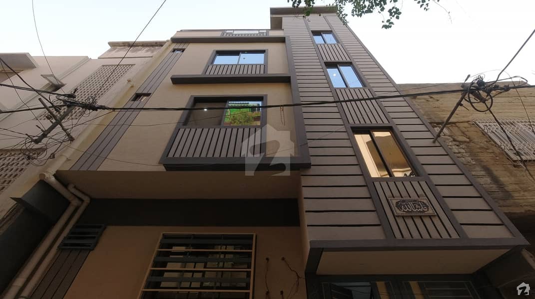 1260  Square Feet Upper Portion Available For Sale In Jamshed Town