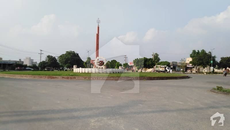 10 Marla Clear Plot  For Sale Facing  1 Kanal Plot  For Sale On Urgent Basis