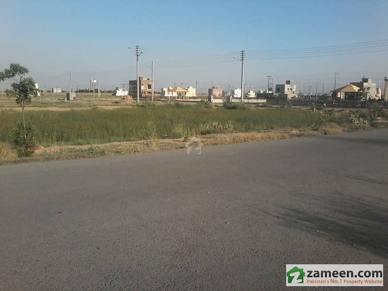 2 Kanal Plot Is Available For Sale In IEP Engineers Town 