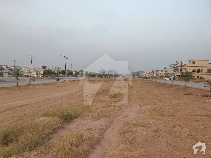 8 Marla Commercial Plot In Bahria Enclaveprime Location