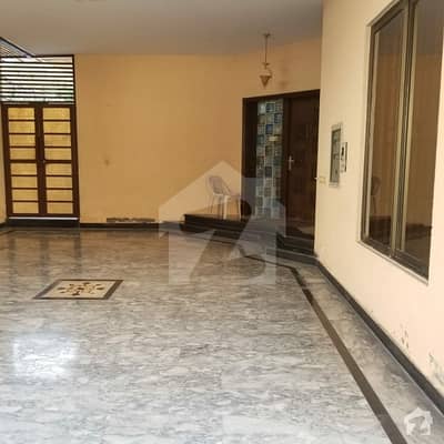 ایف ۔ 11/4 ایف ۔ 11 اسلام آباد میں 8 کمروں کا 1 کنال مکان 9 کروڑ میں برائے فروخت۔ ایف ۔ 11/4 ایف ۔ 11 اسلام آباد میں 8 کمروں کا 1 کنال مکان 9 کروڑ میں برائے فروخت۔