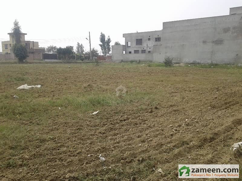1 Kanal Plot For Sale In IEP Engineers Town