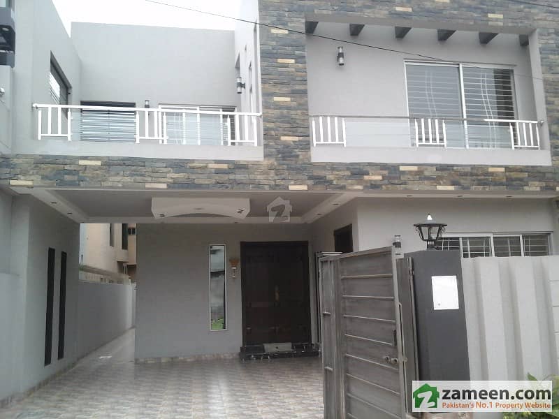 10 Marla House For Sale In Valencia Town
