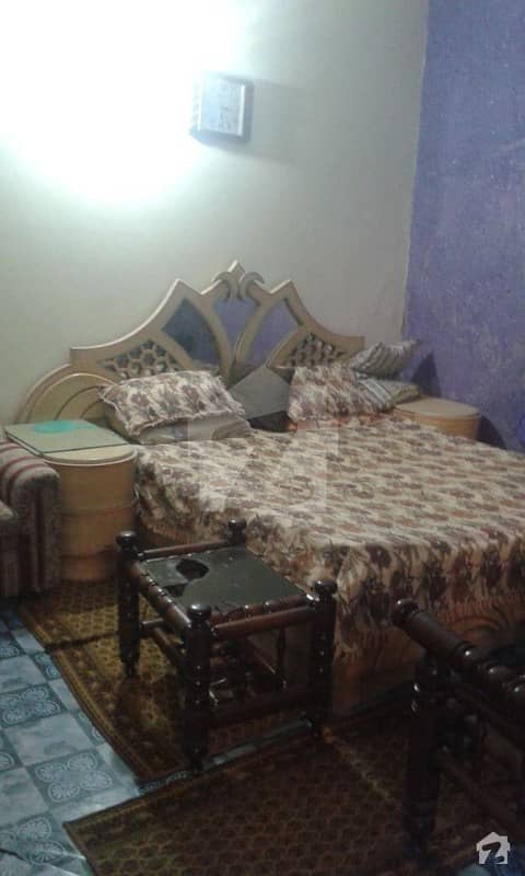 والٹن روڈ لاہور میں 1 کمرے کا 3 مرلہ کمرہ 16 ہزار میں کرایہ پر دستیاب ہے۔