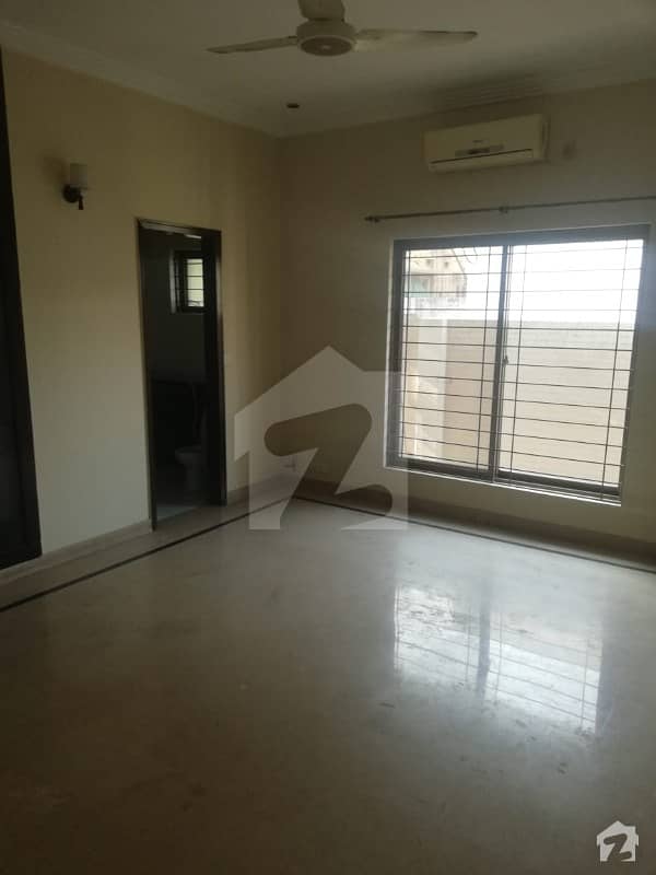 10 Marla Beautiful Lower Portion Near Dha Office A Block Market And Park